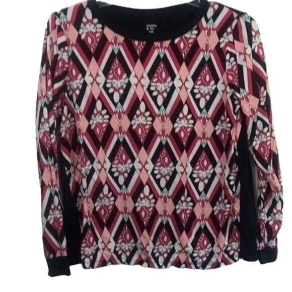 Crown & Ivy Geometric Diamond Print Long Sleeve Top Blouse - Picture 1 of 12